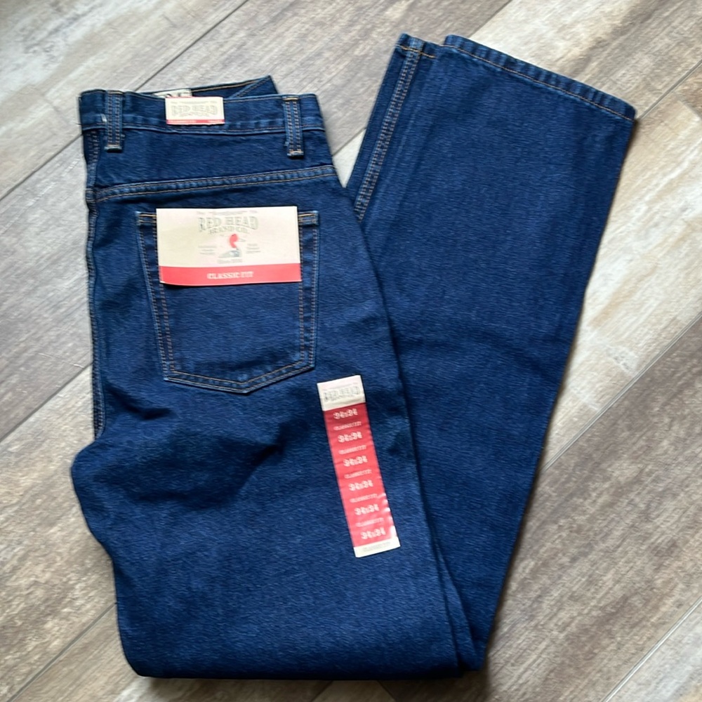 NWT* Red Head Brand Company Classic Fit Size 34 x 34. Blue Jeans New with tags.